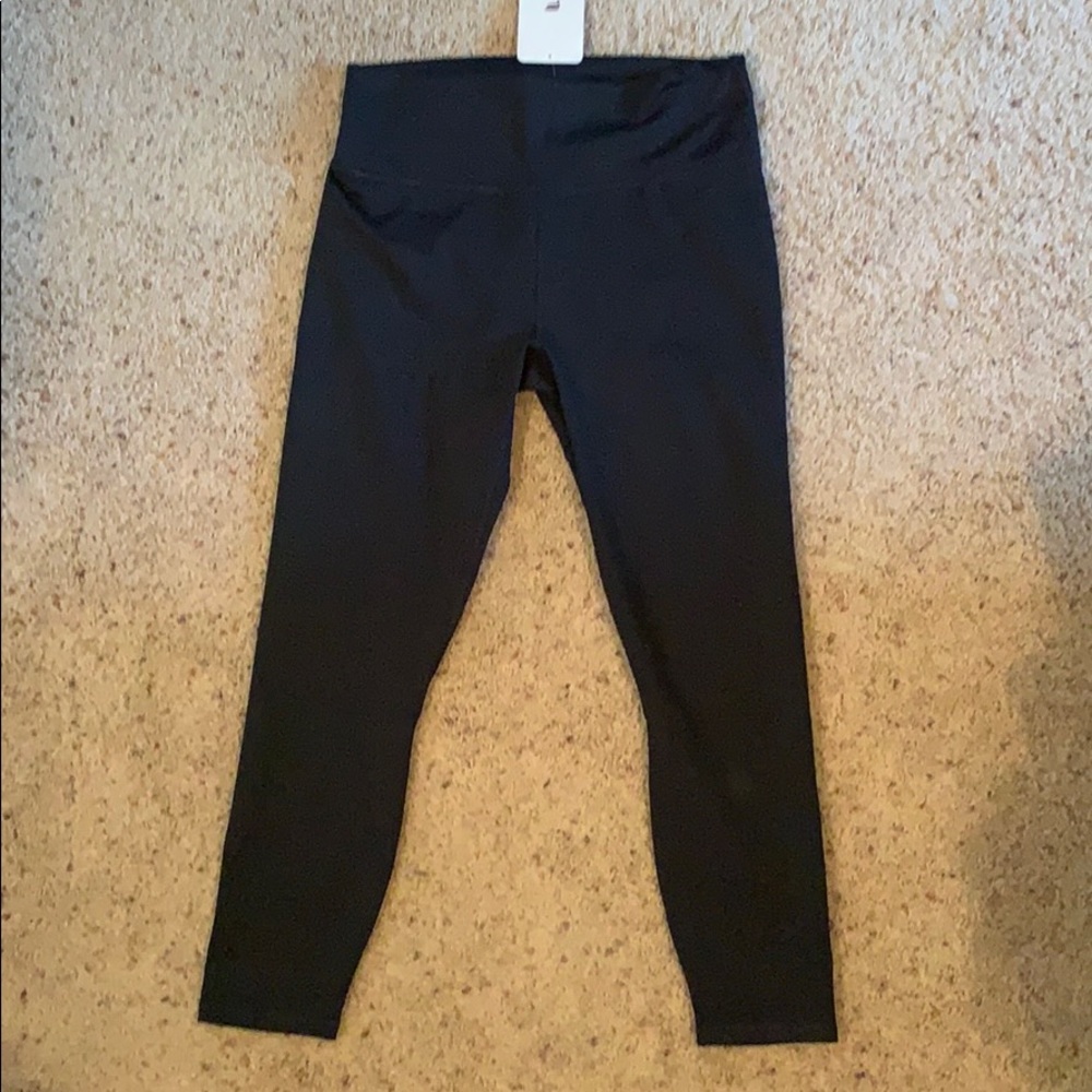 Never worn Fabletics leggings with tag still on